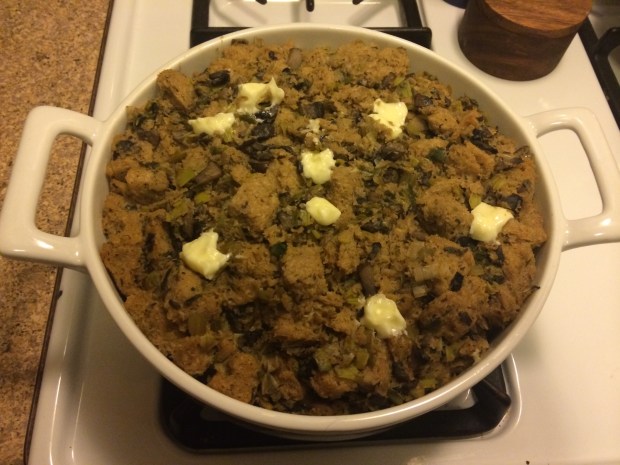 mushroom, leek & sourdough dressing | Brooklyn Homemaker