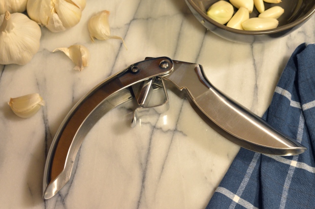 garlic press testing | Brooklyn Homemaker