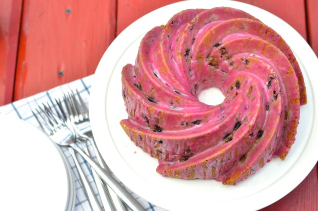 blueberry buttermilk bundt cake | Brooklyn Homemaker