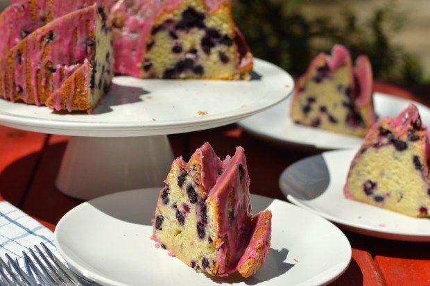 blueberry buttermilk bundt cake | Brooklyn Homemaker
