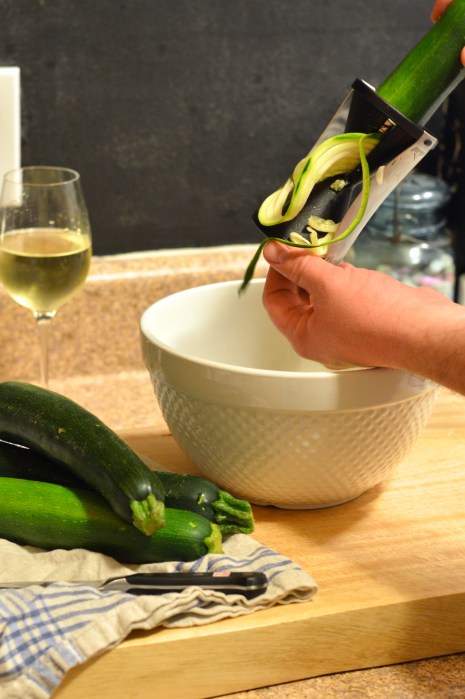 zucchini "pasta" with chicken, white wine, & tomatoes | Brooklyn Homemaker