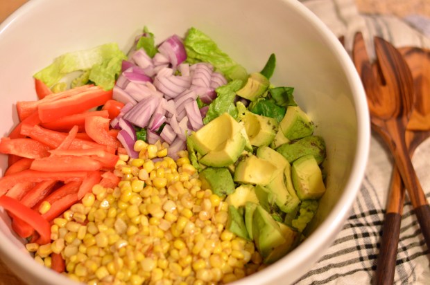summery steak salad with chili lime dressing | Brooklyn Homemaker