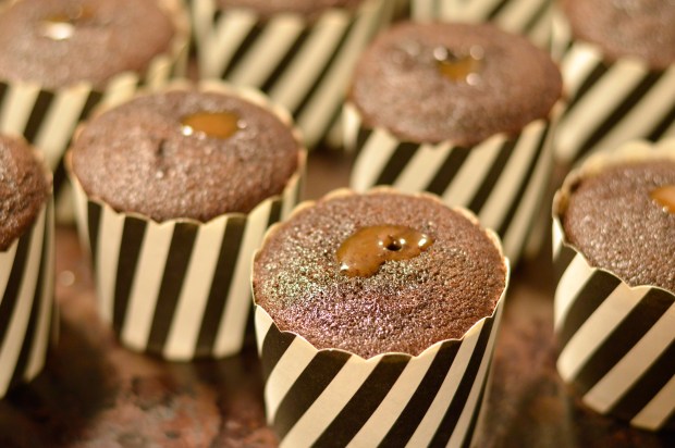 devil's food cupcakes with salted caramel cream cheese icing | Brooklyn Homemaker