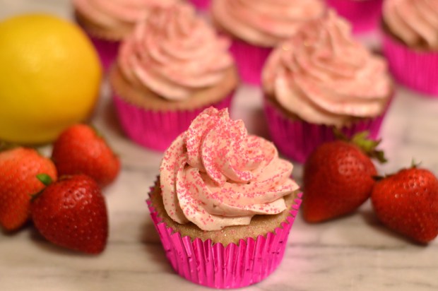 lemony strawberry cupcakes with strawberry meringue buttercream | Brooklyn Homemaker