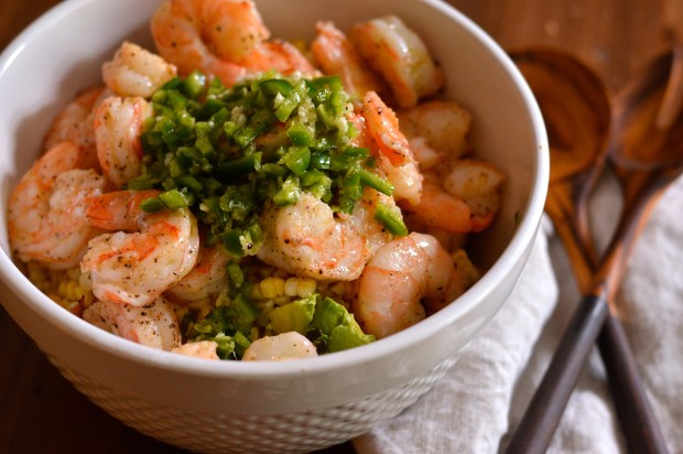 roasted shrimp and charred corn salad with jalapeño lime dressing | Brooklyn Homemaker