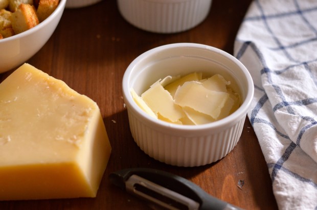 chicken BLT Caesar salad | Brooklyn Homemaker