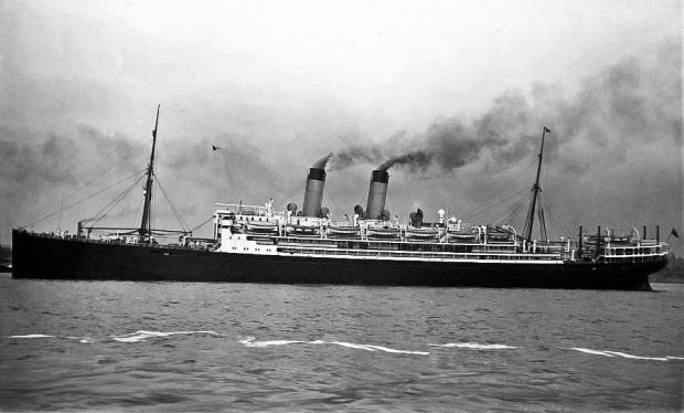 grandma Rindfleisch's apfelkuchen | german apple cake | Brooklyn Homemaker