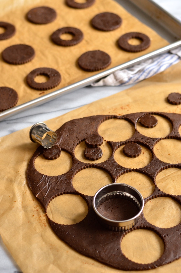 spicy gingerbread linzer cookies with orange white chocolate ganache | Brooklyn Homemaker